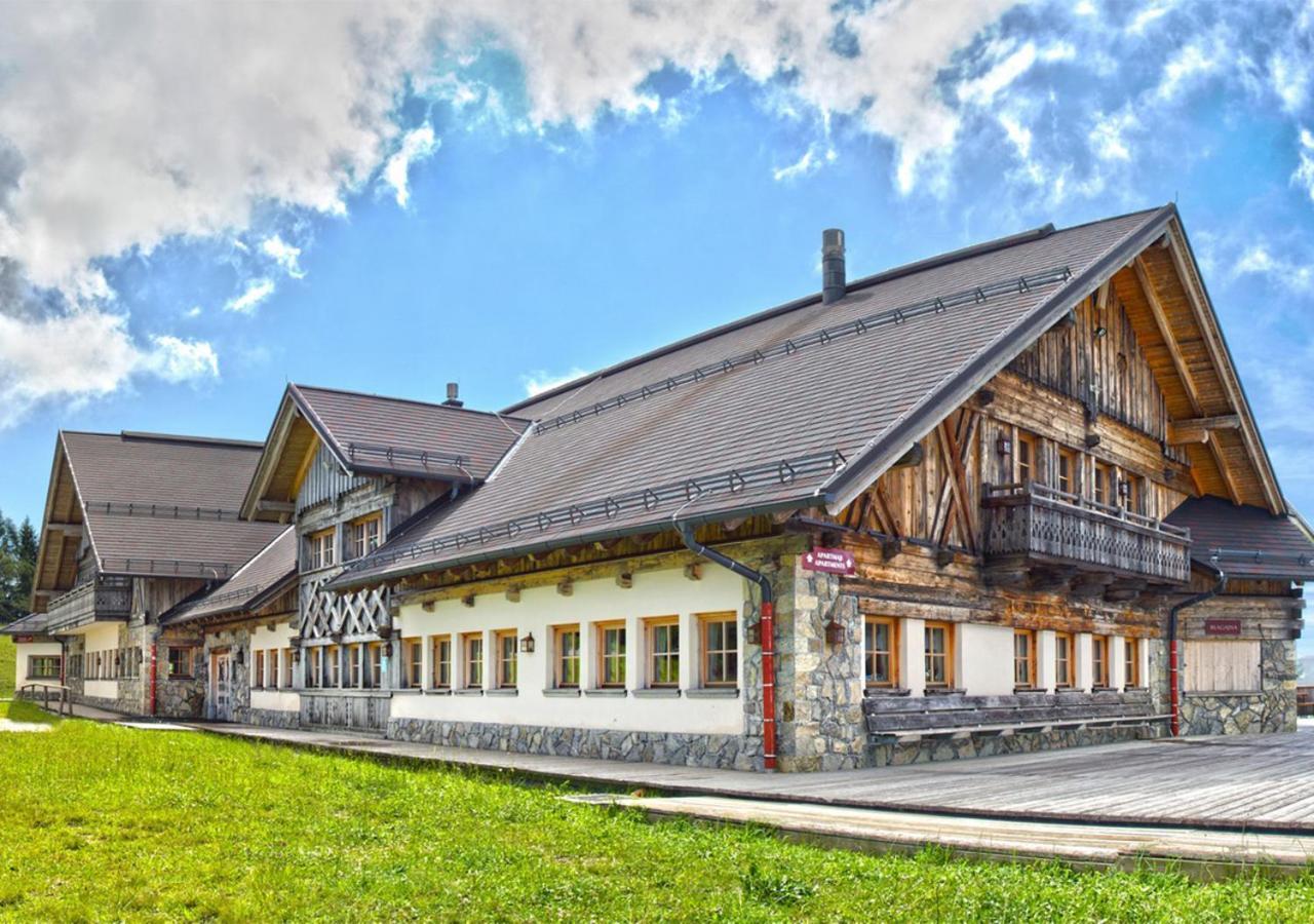 Alpska Perla Apartments Церкно Екстер'єр фото