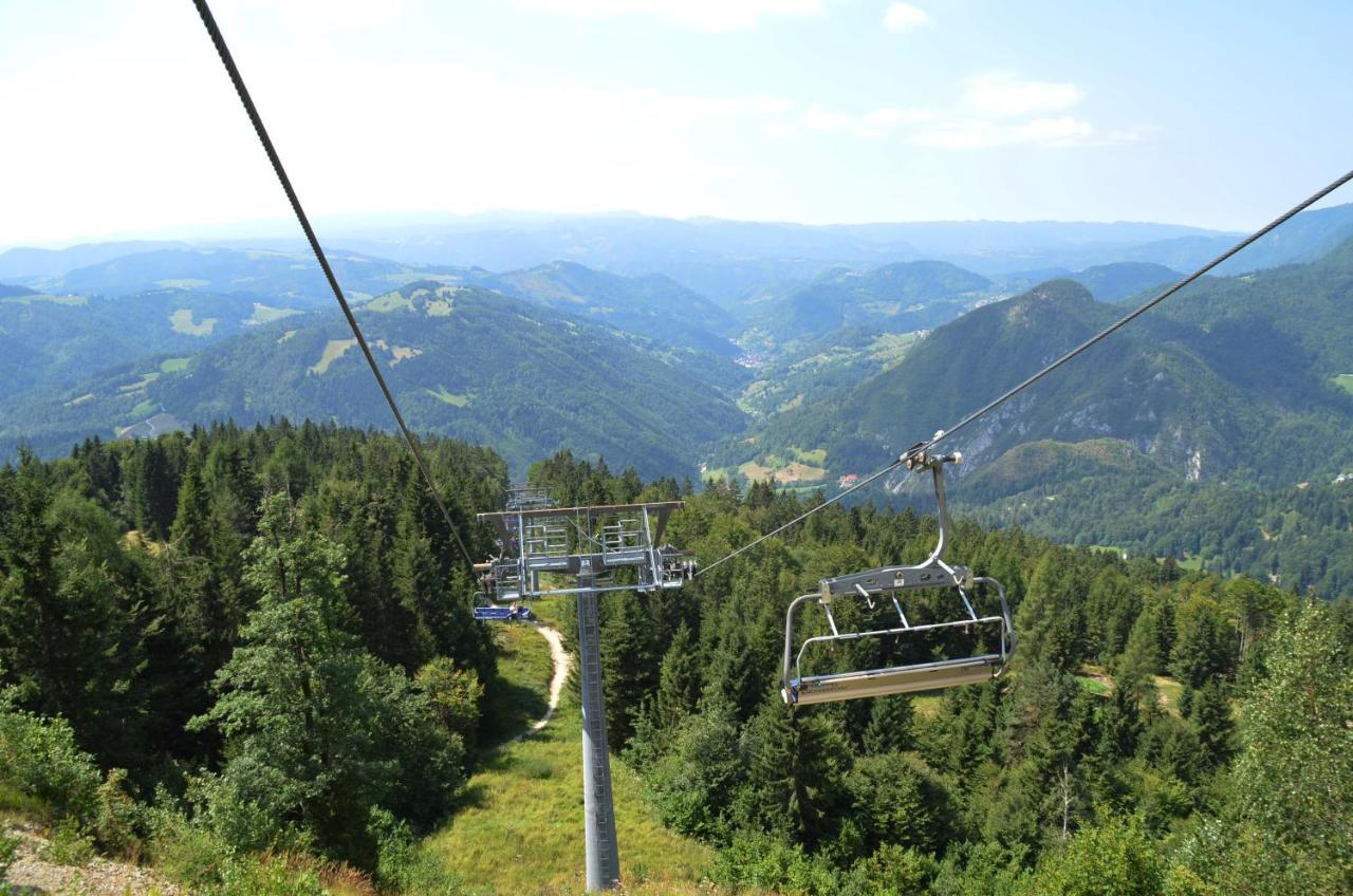 Alpska Perla Apartments Церкно Екстер'єр фото