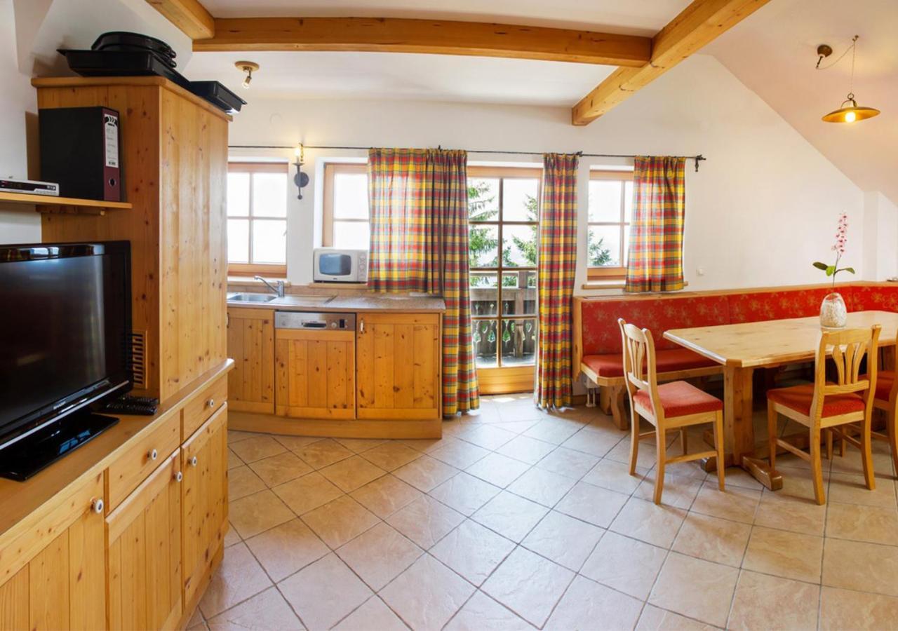 Alpska Perla Apartments Церкно Екстер'єр фото